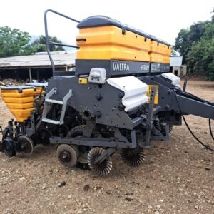 Plantadeira Valtra Hitech BP 704M